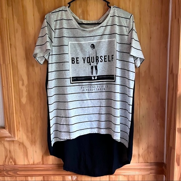 JUST BE YOURSELF TOP - ELLISON - Picture 6 of 7